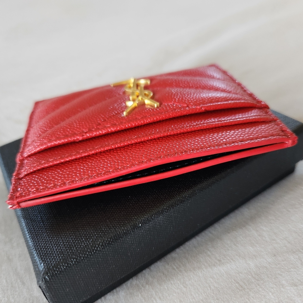 Red Cardholder With Box - Picture 9 of 10
